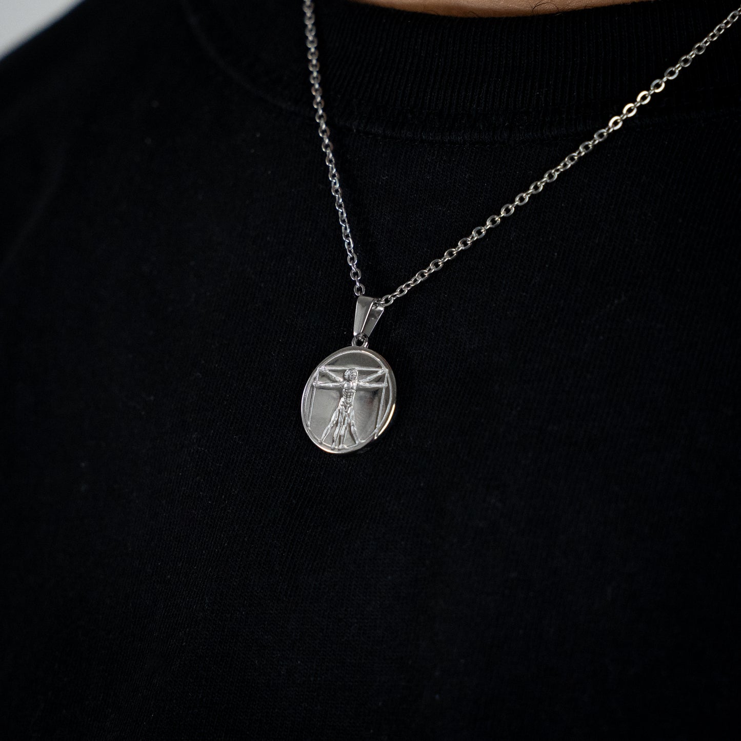 Vitruvian Man Pendant (Silver)